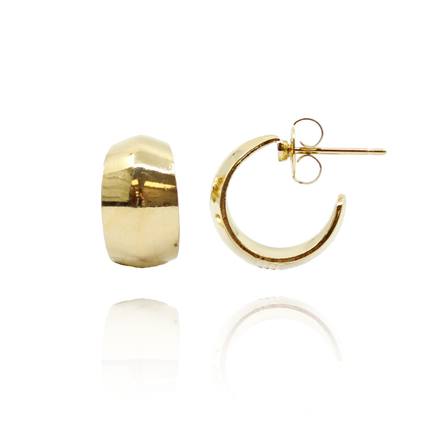Seamed Huggy Hoop Earrings-Gold