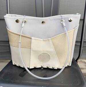 Acute Angle Purse-Neutral Artist