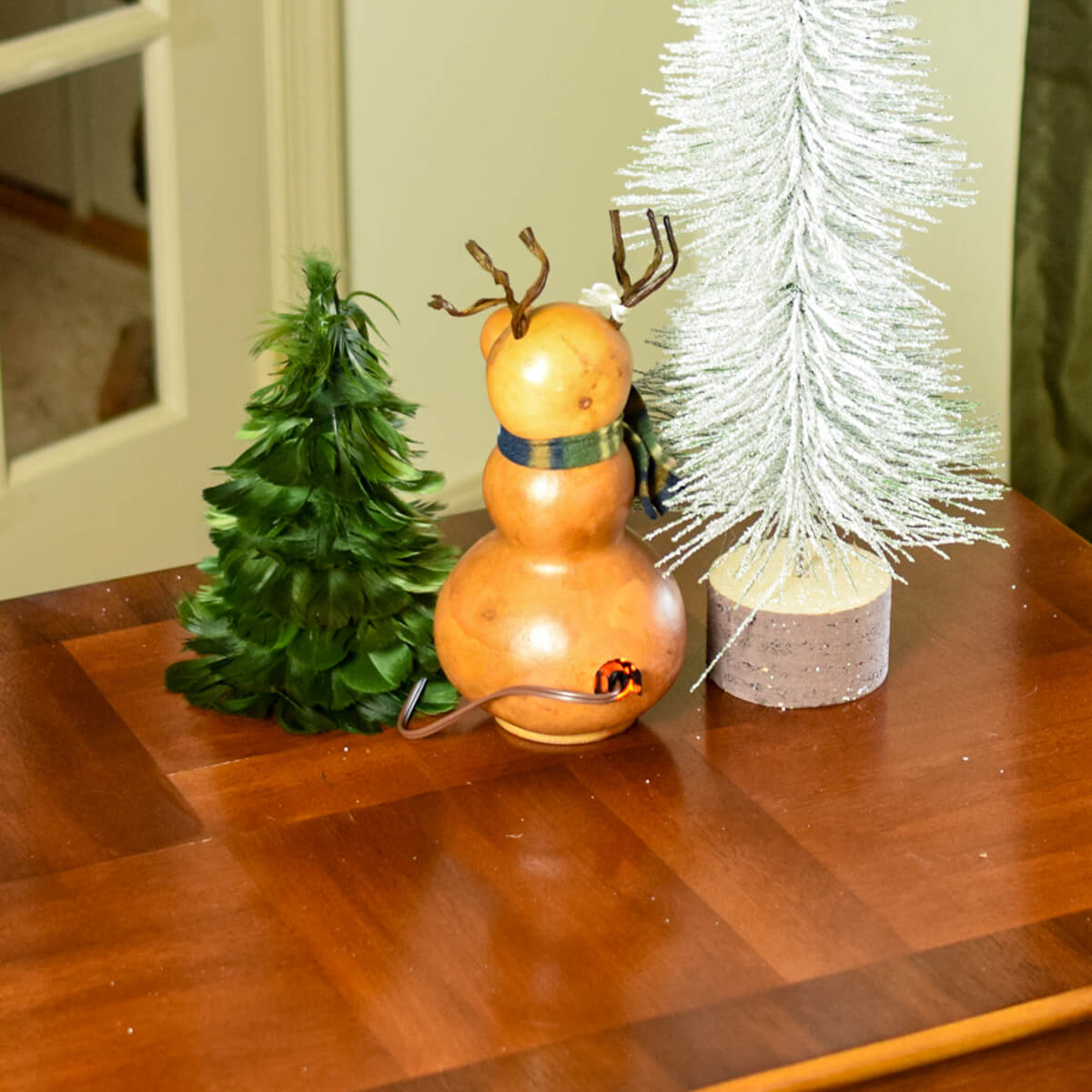 Reindeer Gourd Sculpture-Dancer