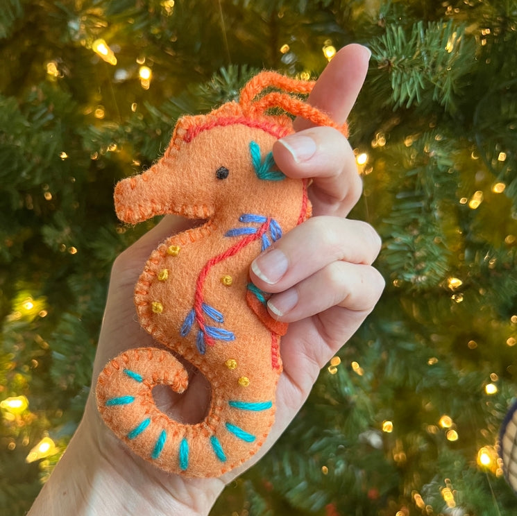 Wool Ornament-Seahorse