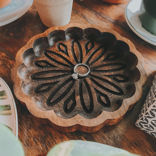 Flower Wood Catchall Tray