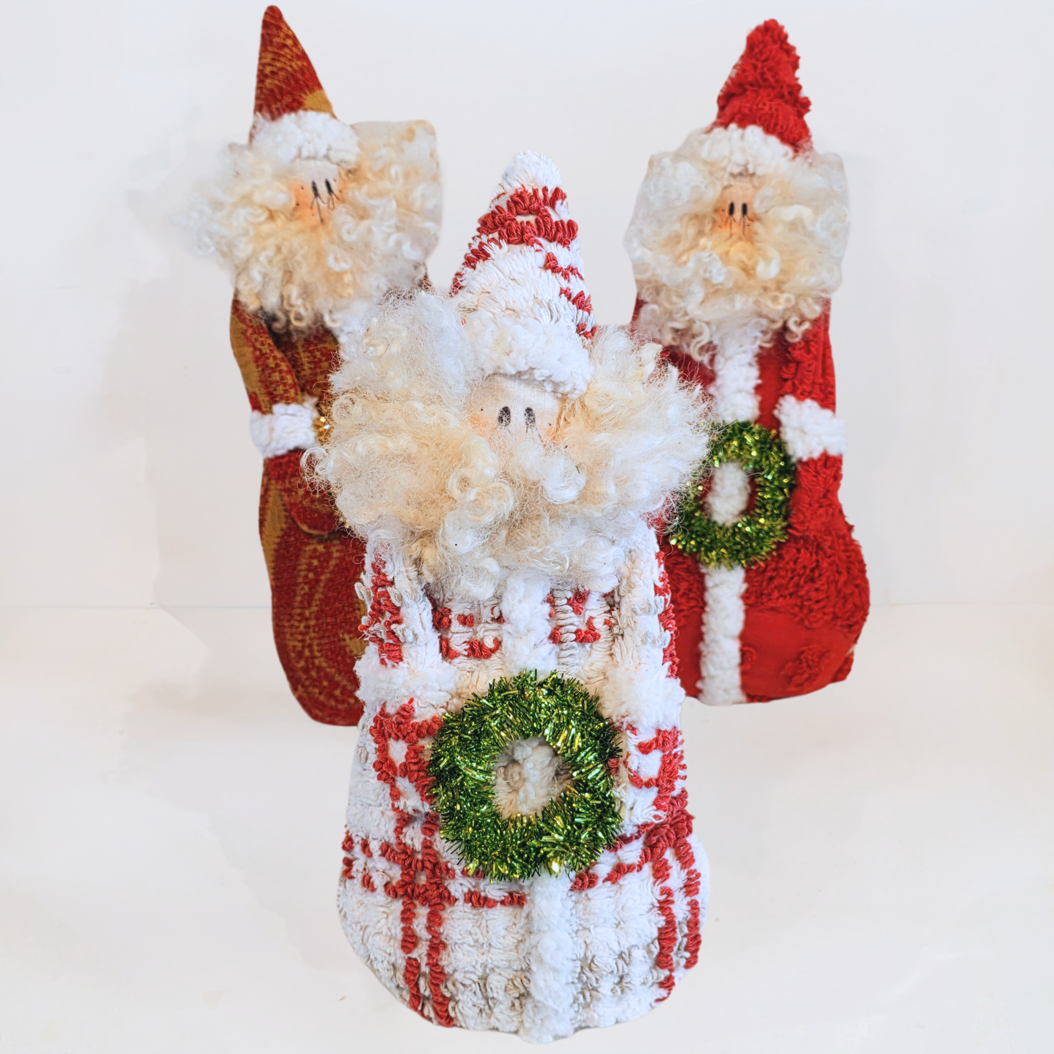 Santa-Making Merry – Random Acts Of Art